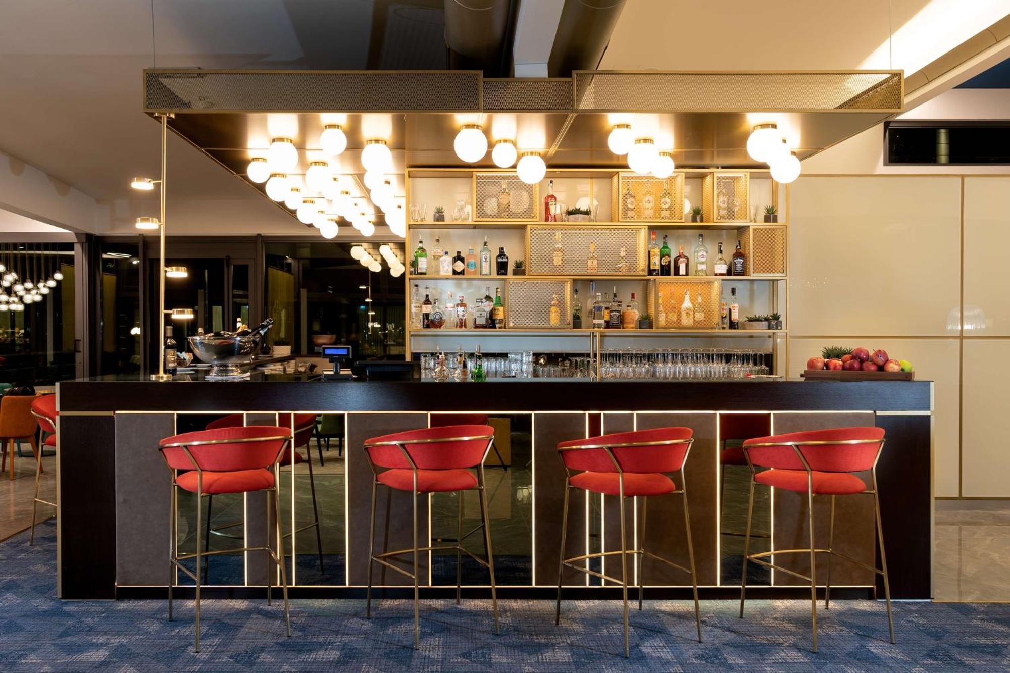 Hotel Doubletree By Hilton Milan Malpensa Solbiate Olona Extérieur photo