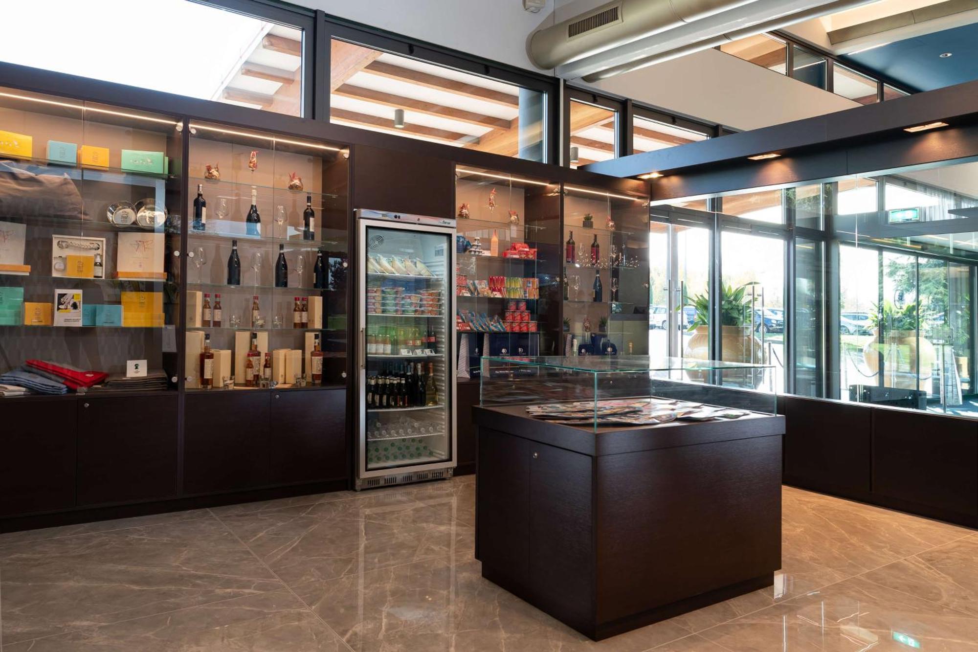 Hotel Doubletree By Hilton Milan Malpensa Solbiate Olona Extérieur photo